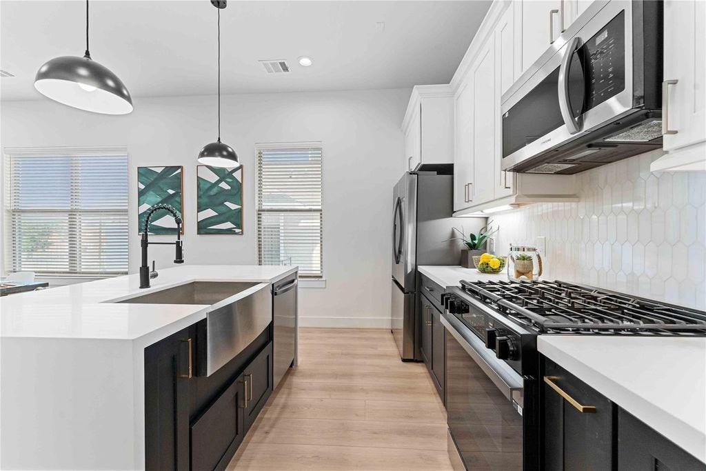 2524 Live Oak Street, Houston, TX 77004 2524 Live Oak Street, Houston, TX 77004