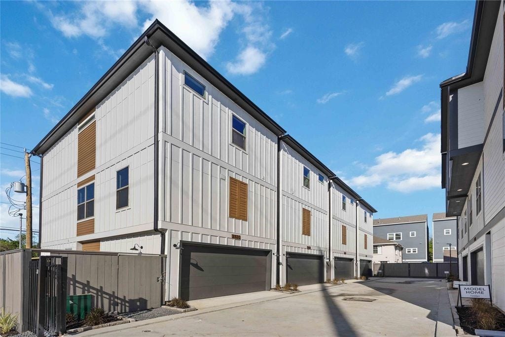 2524 Live Oak Street, Houston, TX 77004 2524 Live Oak Street, Houston, TX 77004