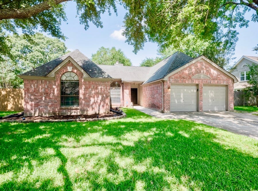 Property photo for 2403 Manorwood Street, Sugar Land, TX