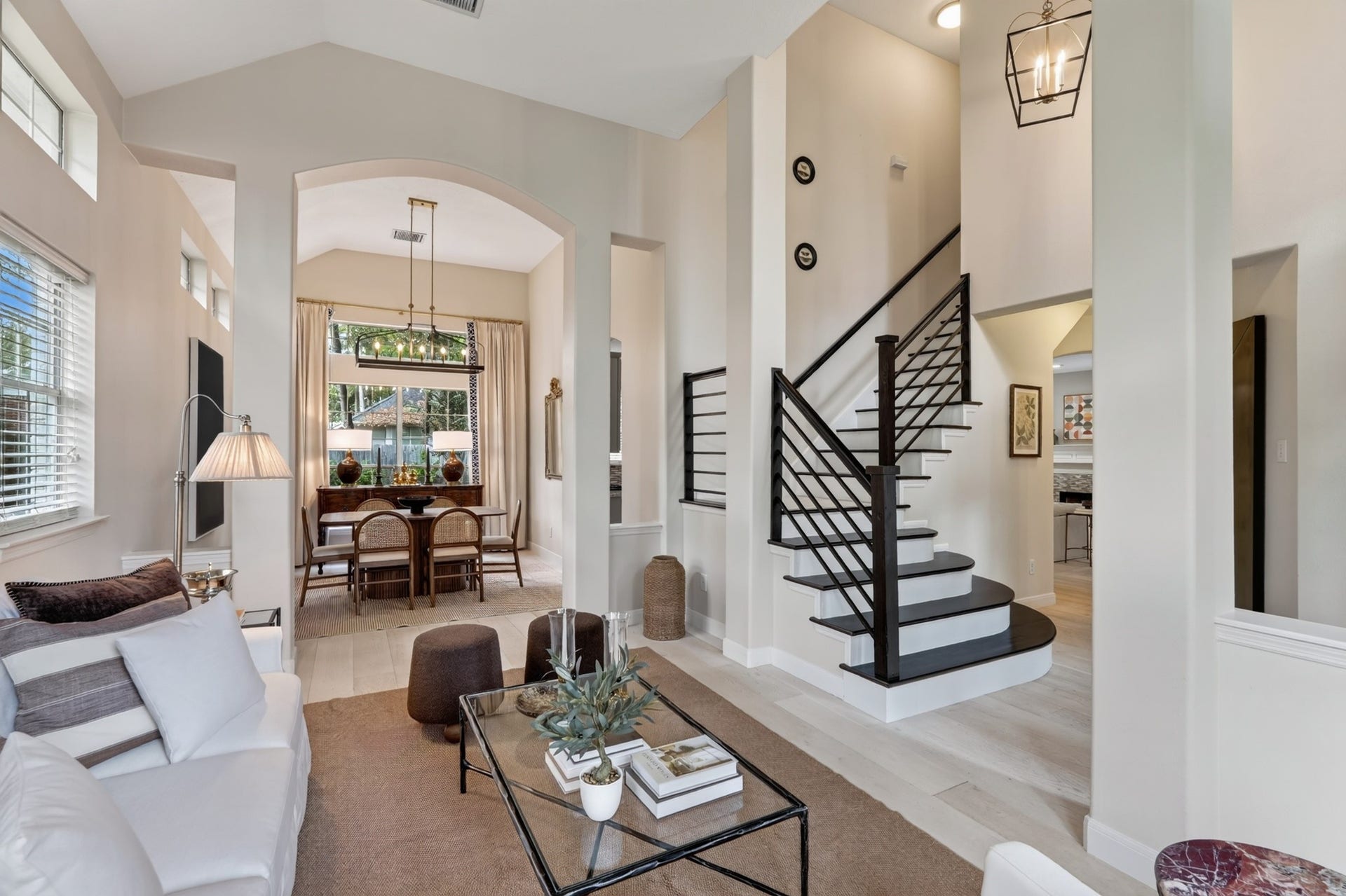 71 N Willow Point Circle, The Woodlands, TX 77382 71 N Willow Point Circle, The Woodlands, TX 77382