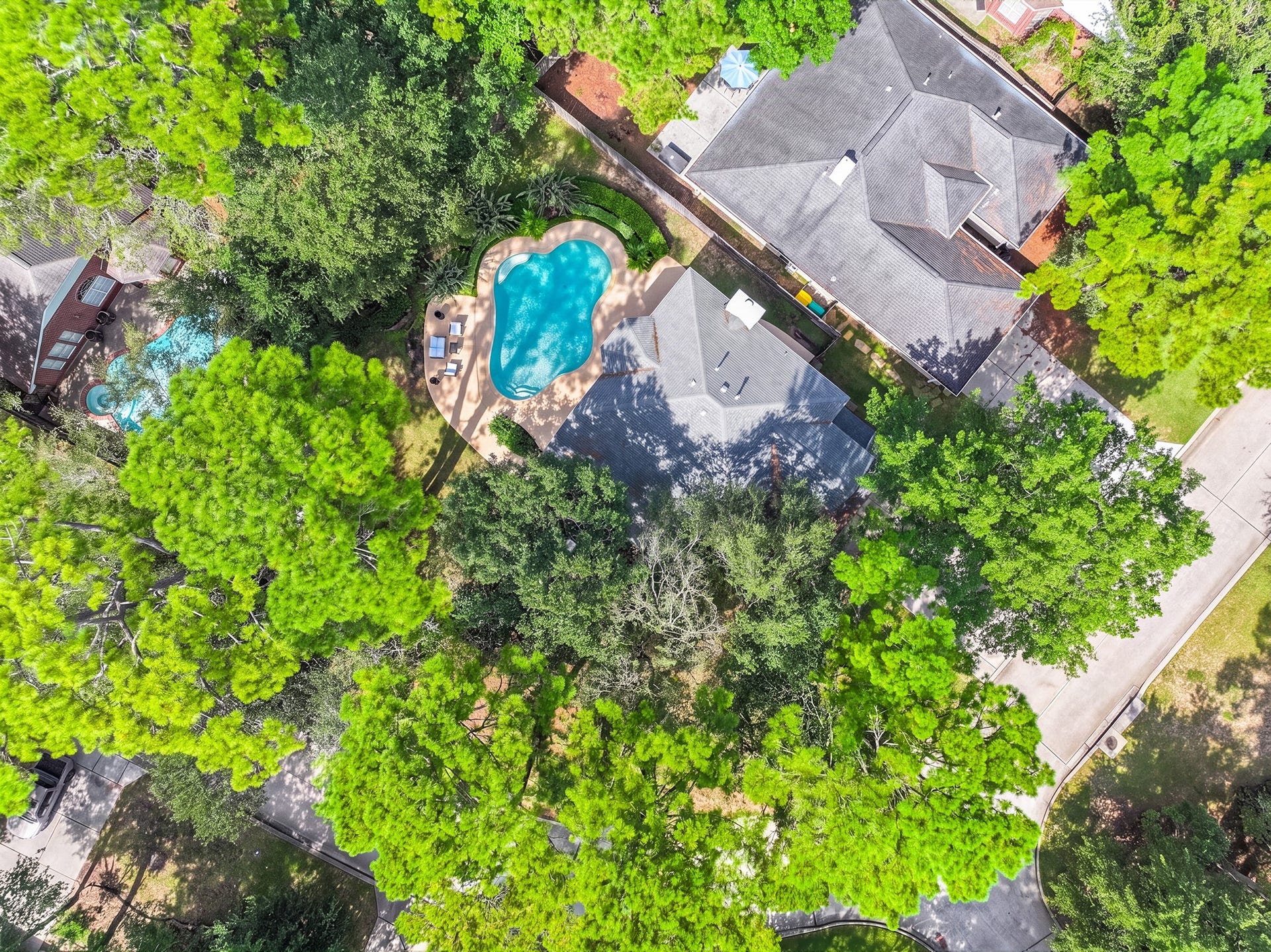 71 N Willow Point Circle, The Woodlands, TX 77382 71 N Willow Point Circle, The Woodlands, TX 77382
