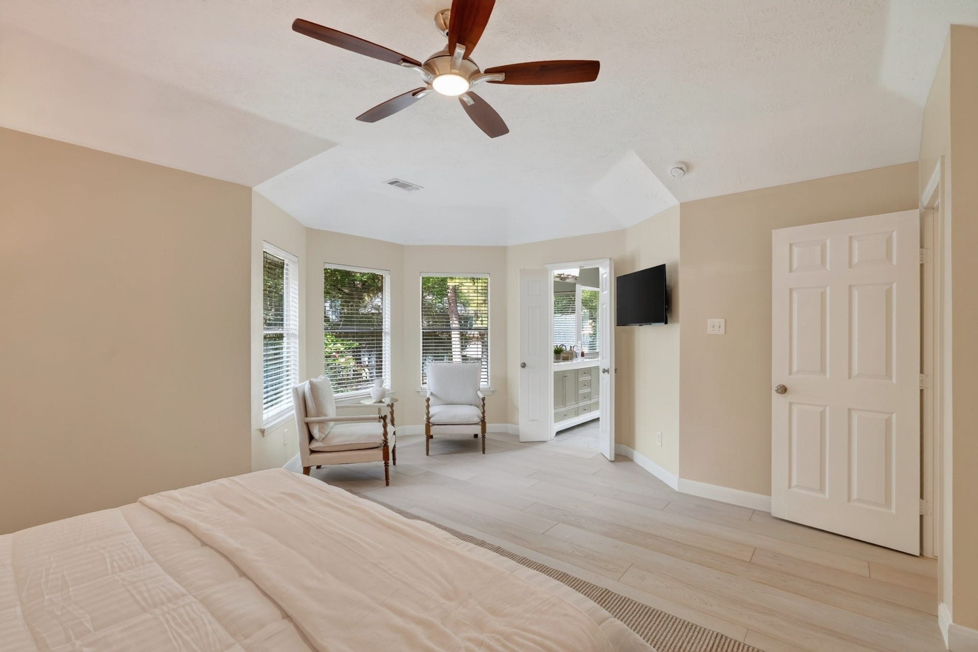 71 N Willow Point Circle, The Woodlands, TX 77382 71 N Willow Point Circle, The Woodlands, TX 77382