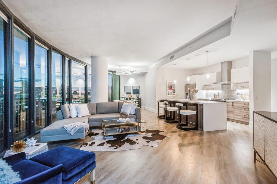 Property photo for 3333 Lake Street, #14J, Houston, TX