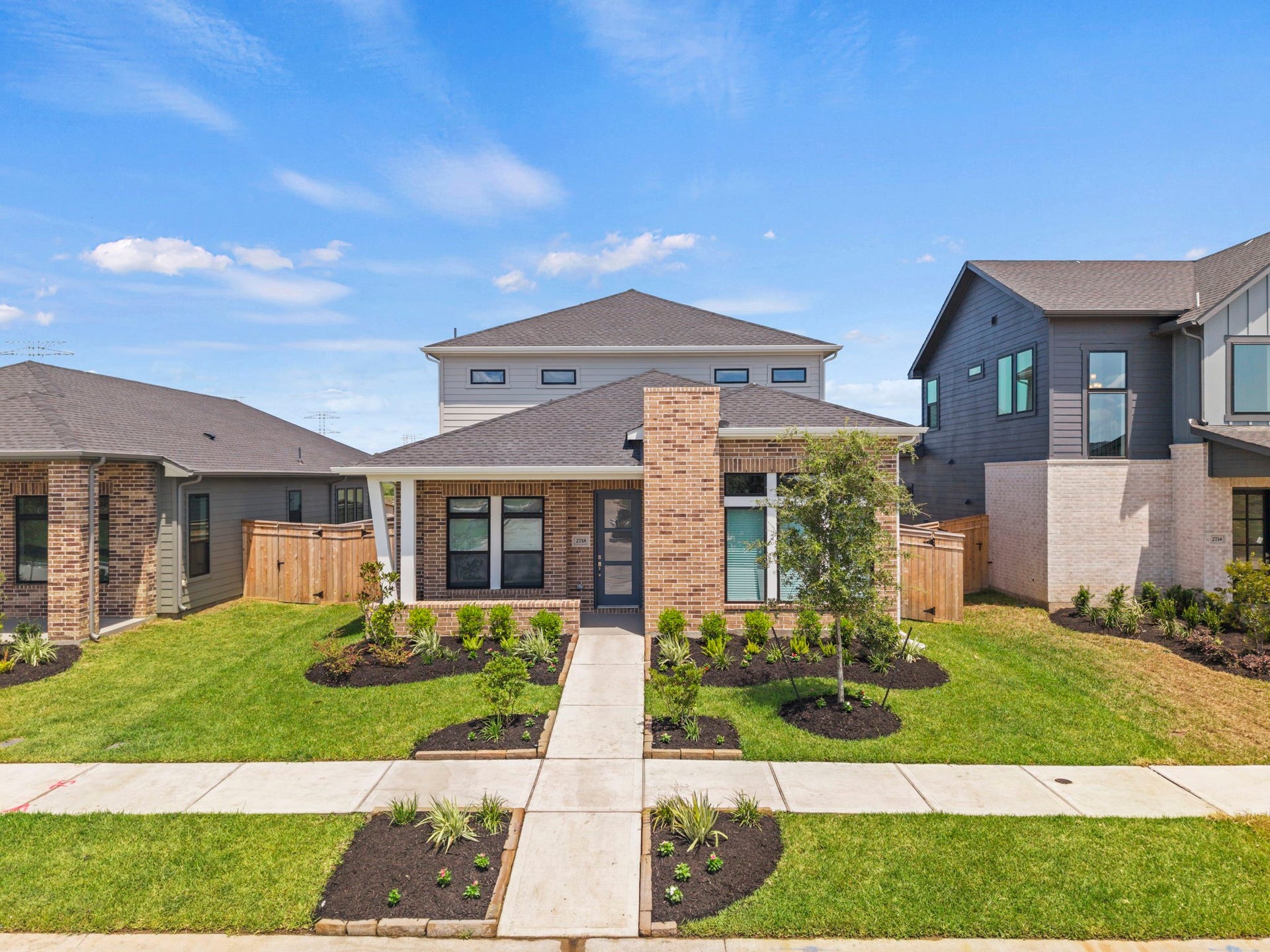 2718 Cottage Place, Missouri City, TX 77459 Front