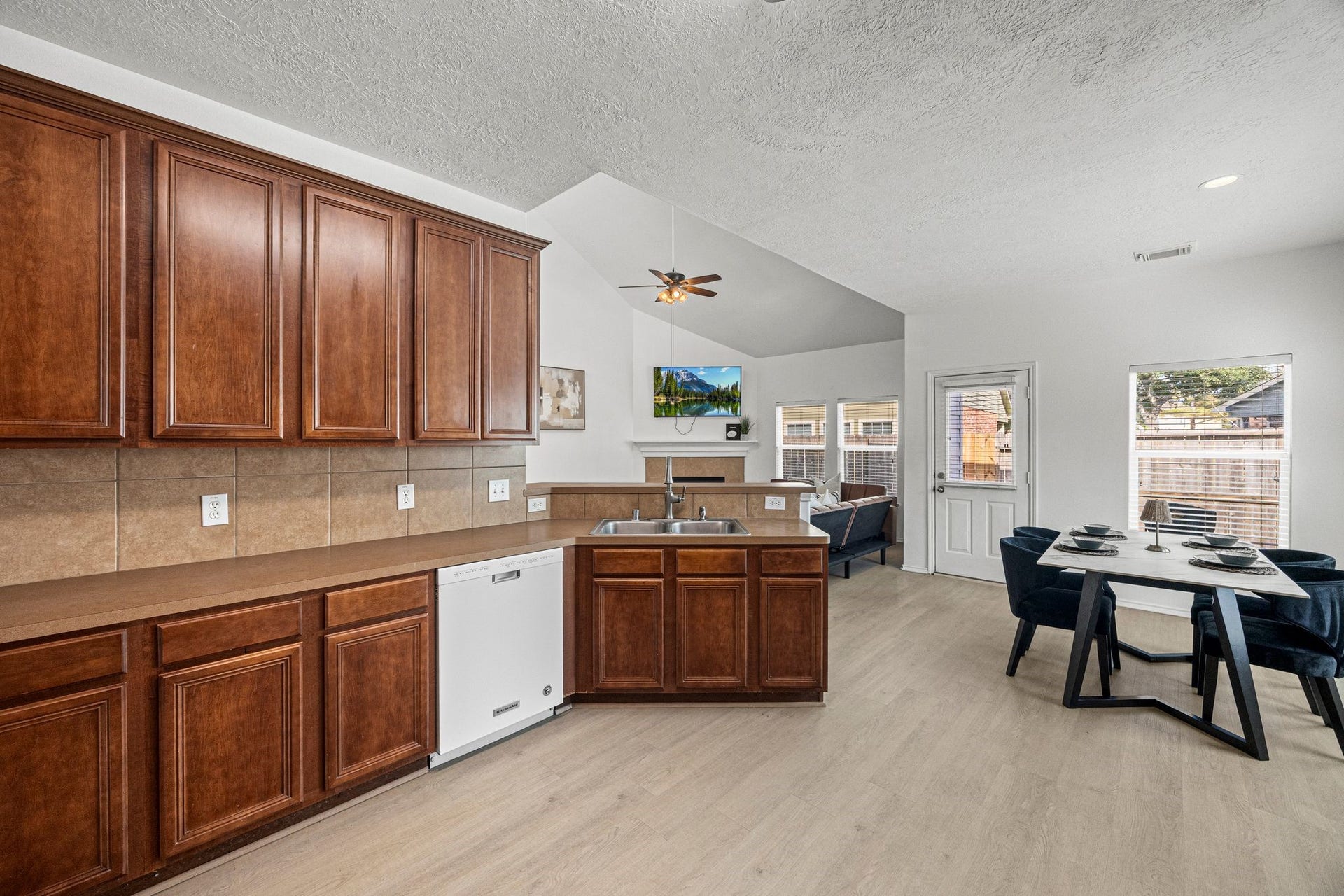 9610 Beckwood Post Drive, Houston, TX 77095 9610 Beckwood Post Drive, Houston, TX 77095