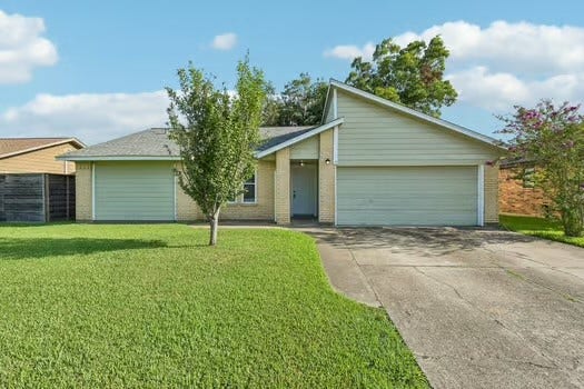 Property photo for 5919 Dee Drive, Pasadena, TX