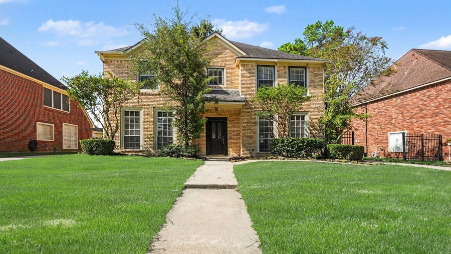 Property photo for 19427 Atasca Oaks Drive, Humble, TX
