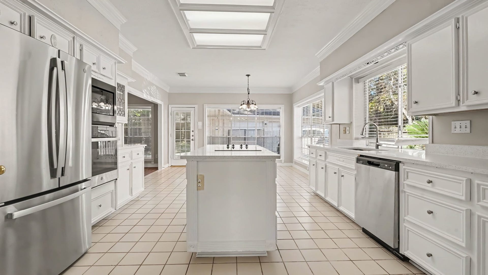 19427 Atasca Oaks Drive, Humble, TX 77346 19427 Atasca Oaks Drive, Humble, TX 77346