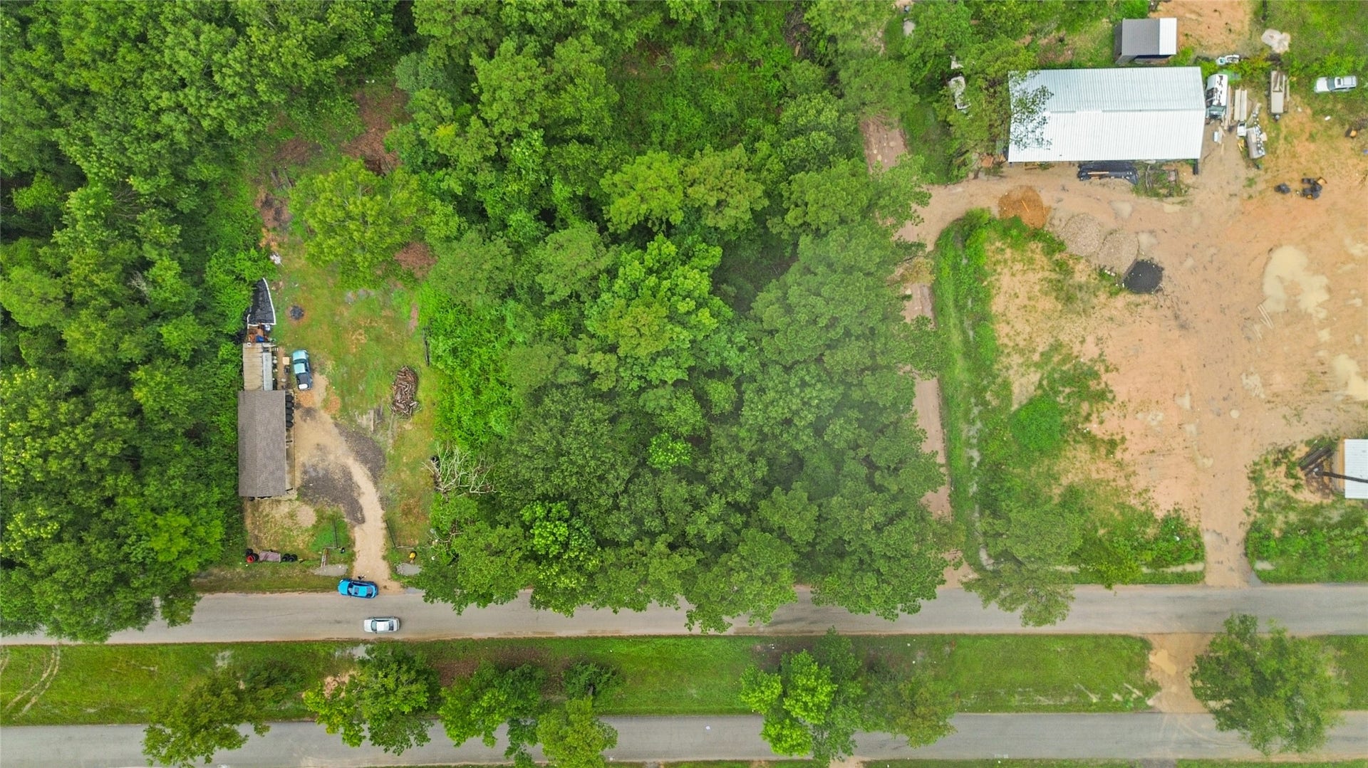19164 & 19168 Galaxy Boulevard, New Caney, TX 77357 19164 & 19168 Galaxy Boulevard, New Caney, TX 77357
