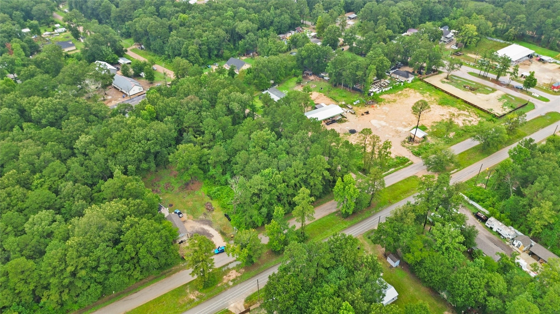 19164 & 19168 Galaxy Boulevard, New Caney, TX 77357 19164 & 19168 Galaxy Boulevard, New Caney, TX 77357