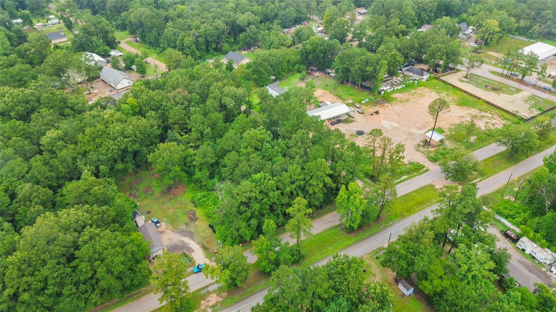 19164 & 19168 Galaxy Boulevard, New Caney, TX 77357 19164 & 19168 Galaxy Boulevard, New Caney, TX 77357