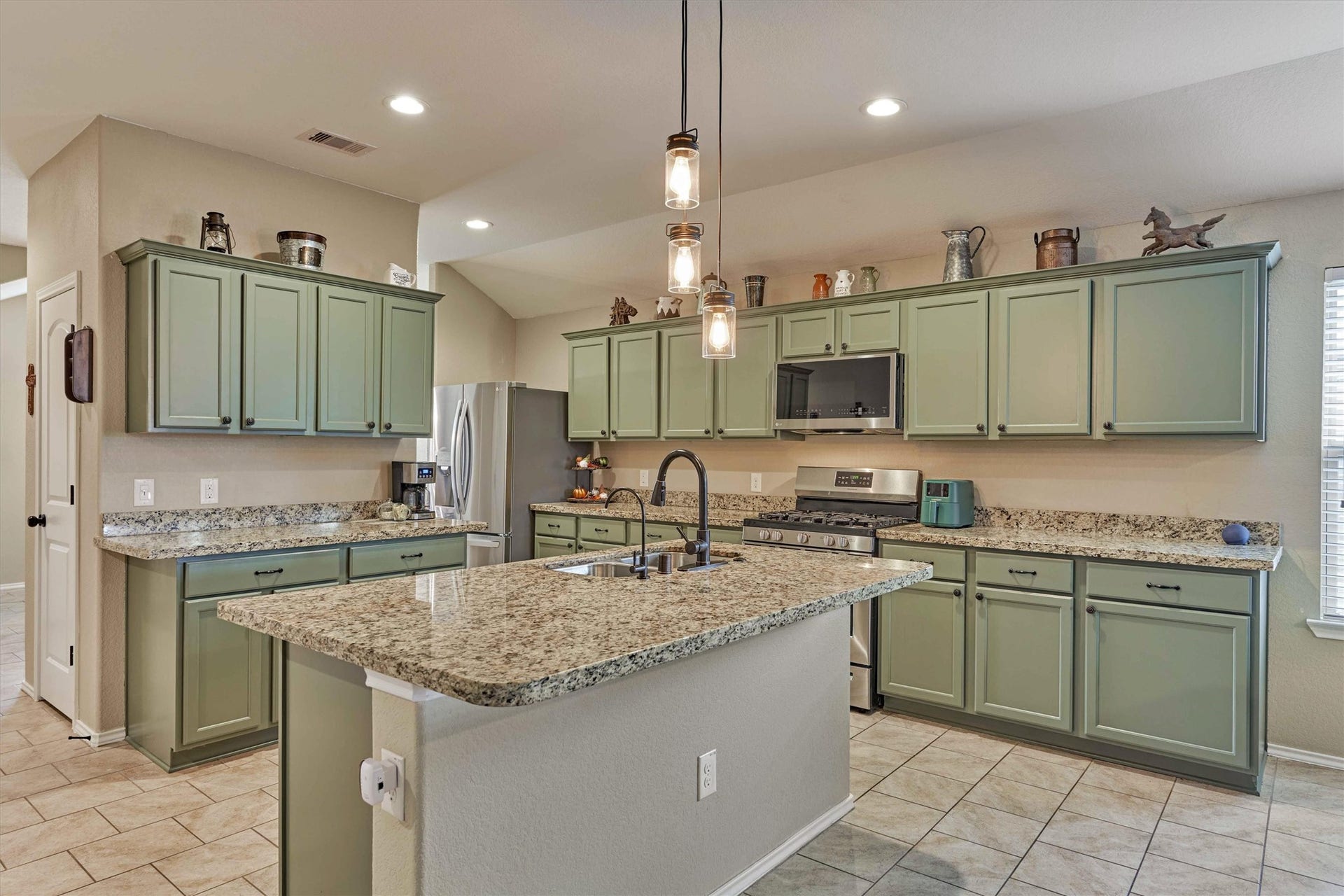 23415 Robbers Nest Drive, Spring, TX 77373 23415 Robbers Nest Drive, Spring, TX 77373