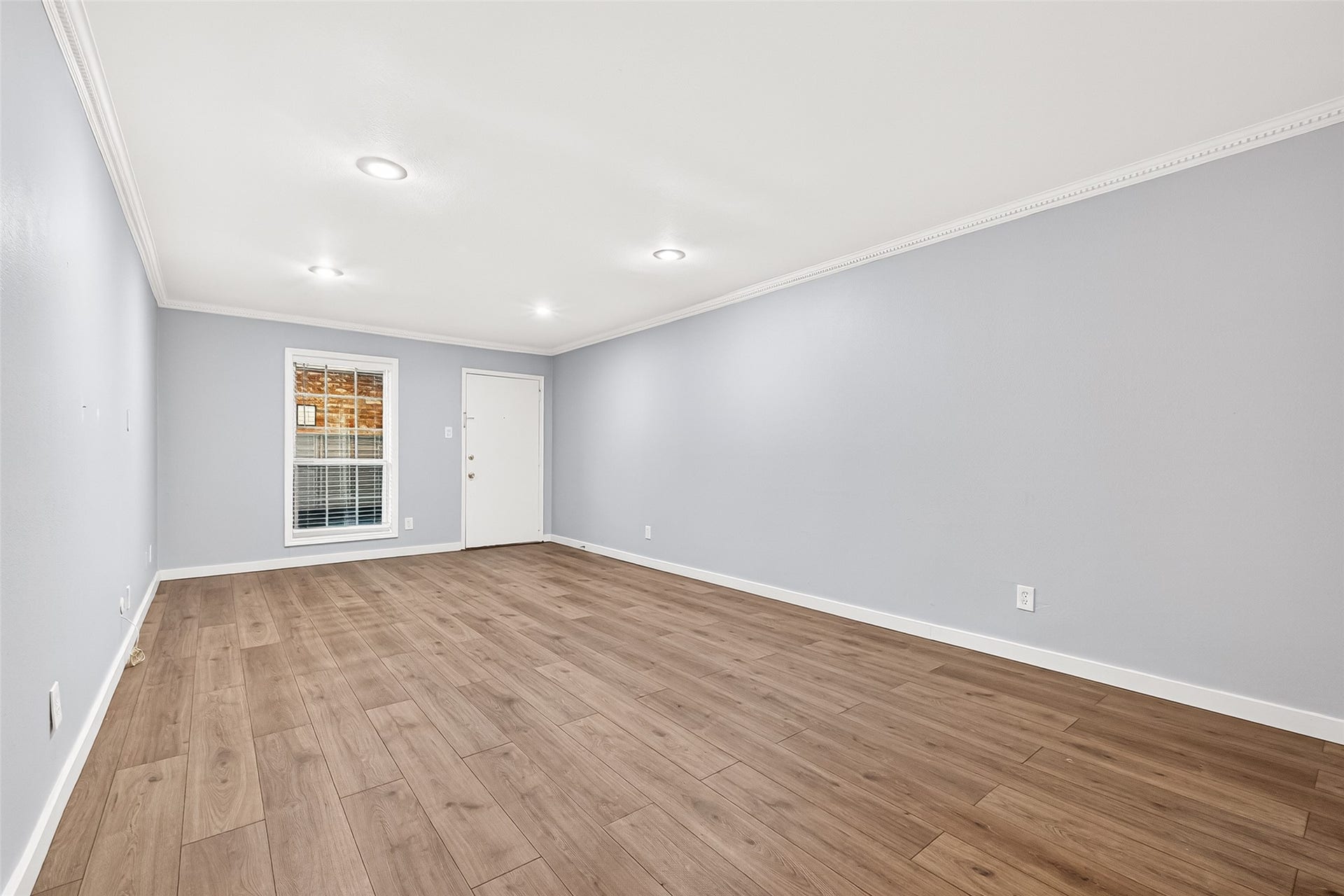 359 N Post Oak Lane, #127, Houston, TX 77024 Ceilings Throughout The Home Are Dotted With Recessed Lighting And Ceiling Fans.