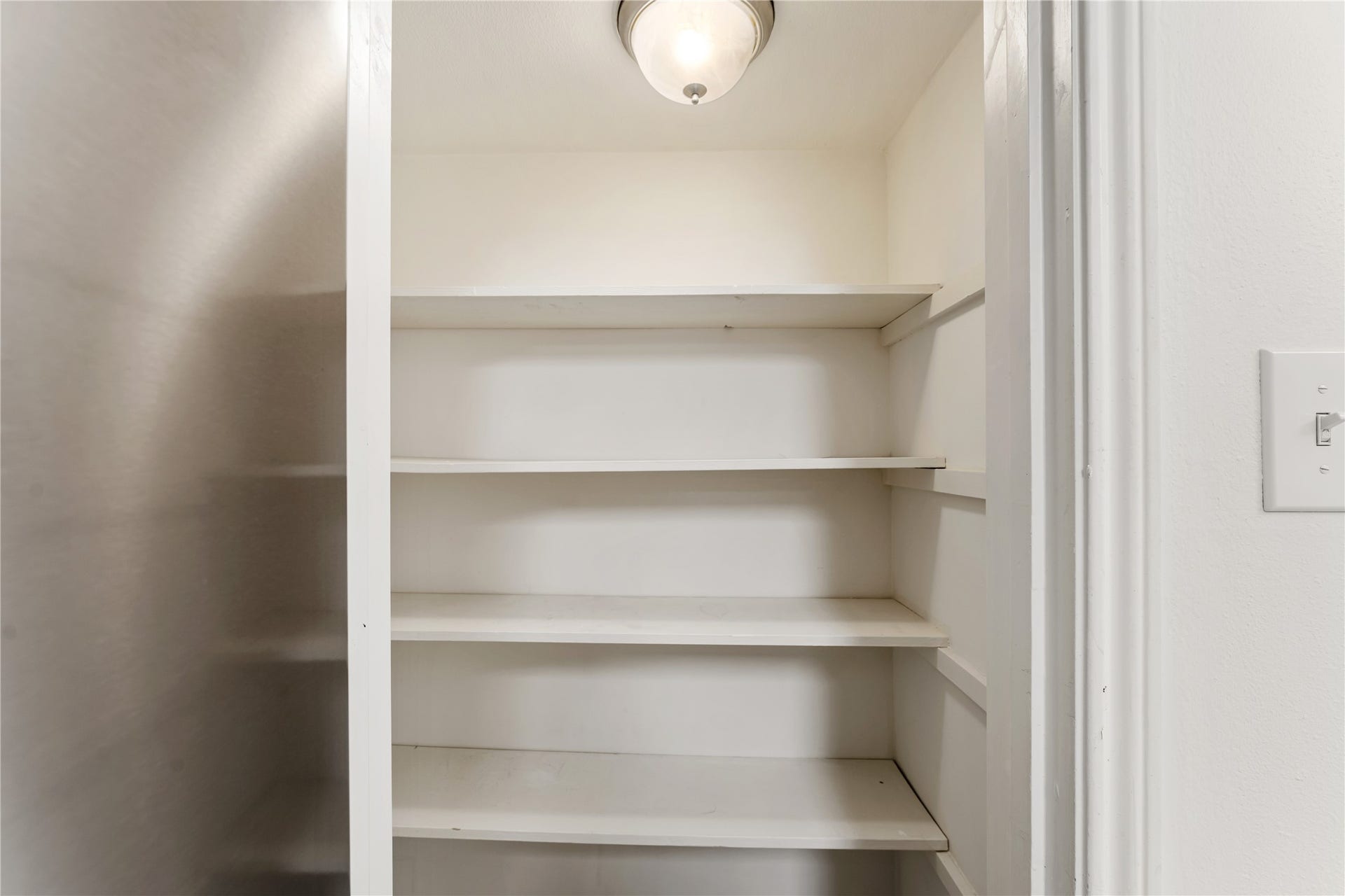 359 N Post Oak Lane, #127, Houston, TX 77024 Kitchen Features Tons Of Cabinet Space And An Oversized Pantry That Fits Absolutely Everything