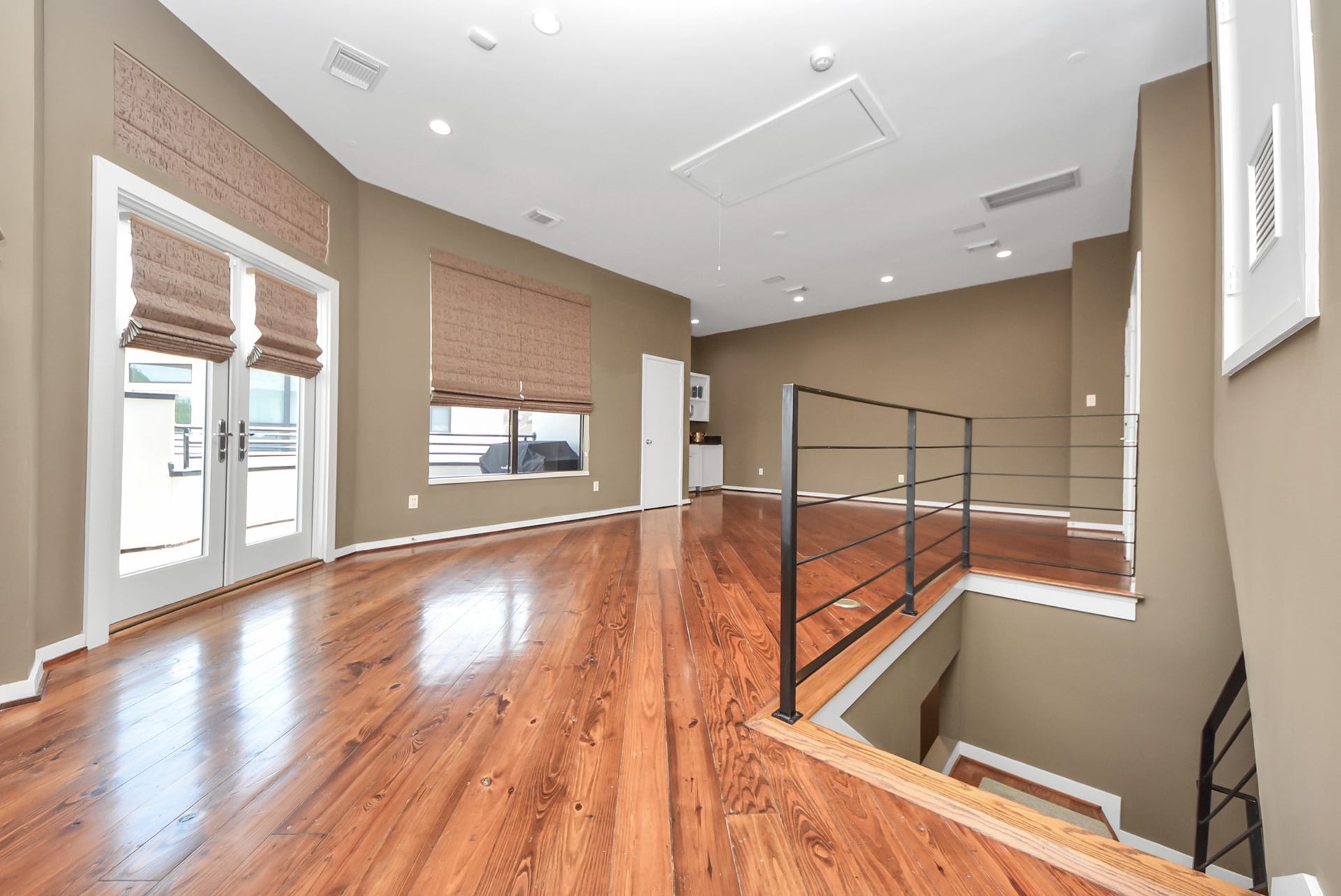 6519 Durford Street, Houston, TX 77007 6519 Durford Street, Houston, TX 77007