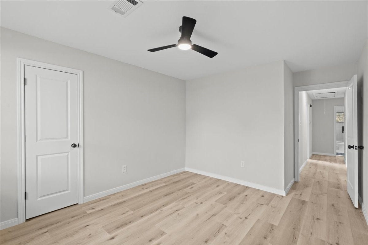 5933 Sanford Rd, Houston, TX 77096 5933 Sanford Rd, Houston, TX 77096
