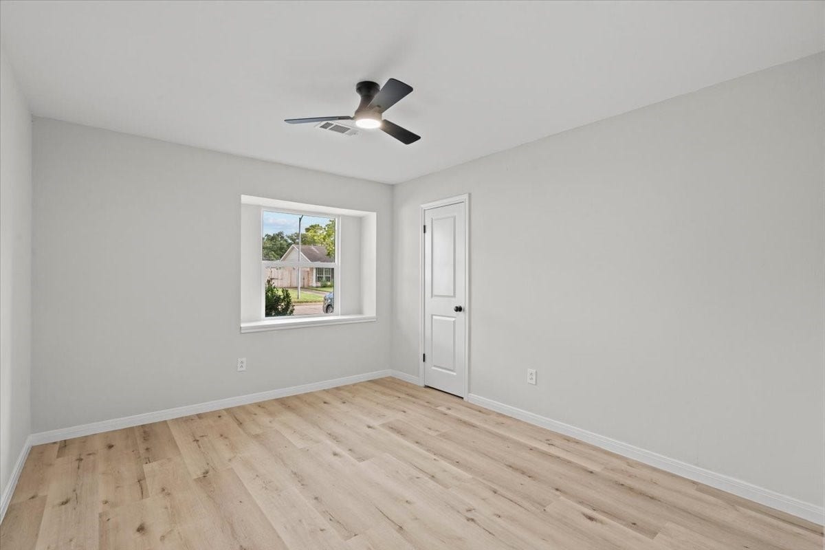 5933 Sanford Rd, Houston, TX 77096 5933 Sanford Rd, Houston, TX 77096