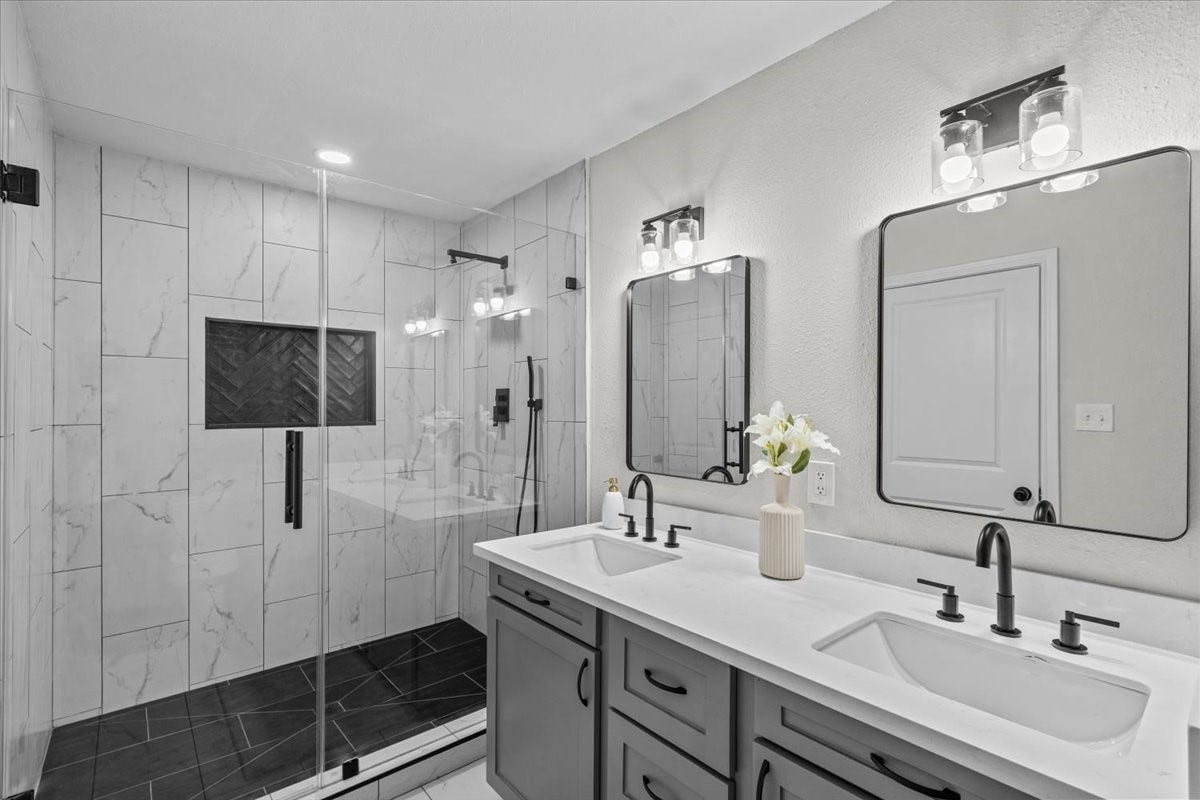5933 Sanford Rd, Houston, TX 77096 5933 Sanford Rd, Houston, TX 77096