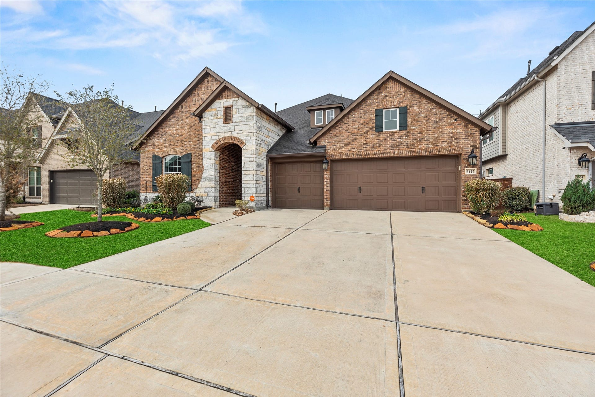 3127 Swift Way, Katy, TX 77493 3 Car Garage with Tesla charger!