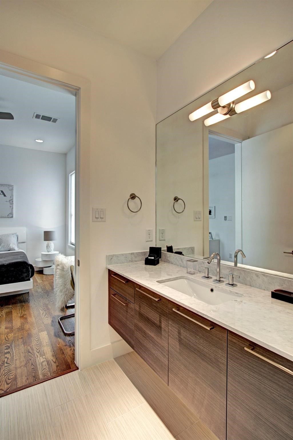 6017 San Felipe Street, Houston, TX 77057 6017 San Felipe Street, Houston, TX 77057