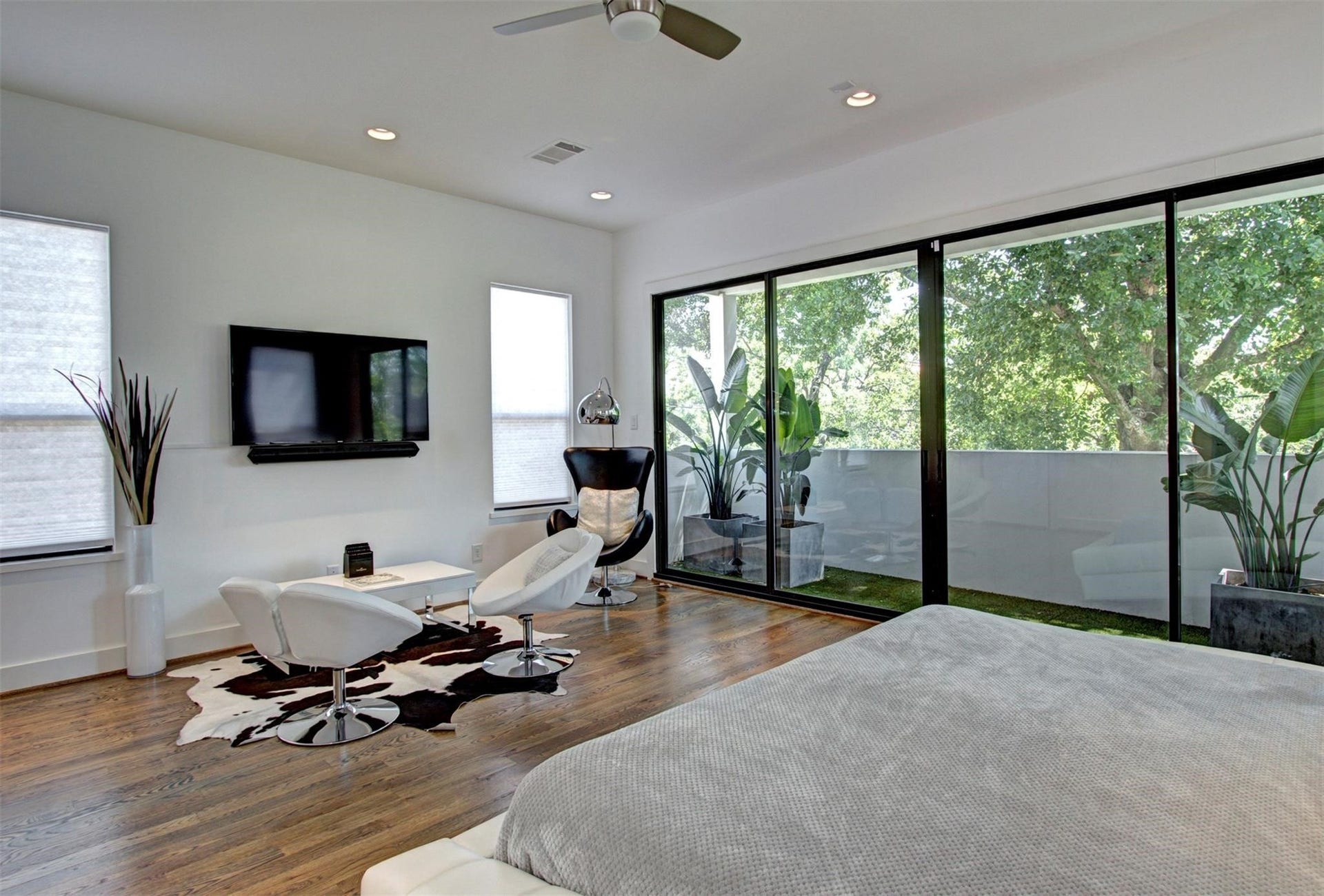 6017 San Felipe Street, Houston, TX 77057 6017 San Felipe Street, Houston, TX 77057