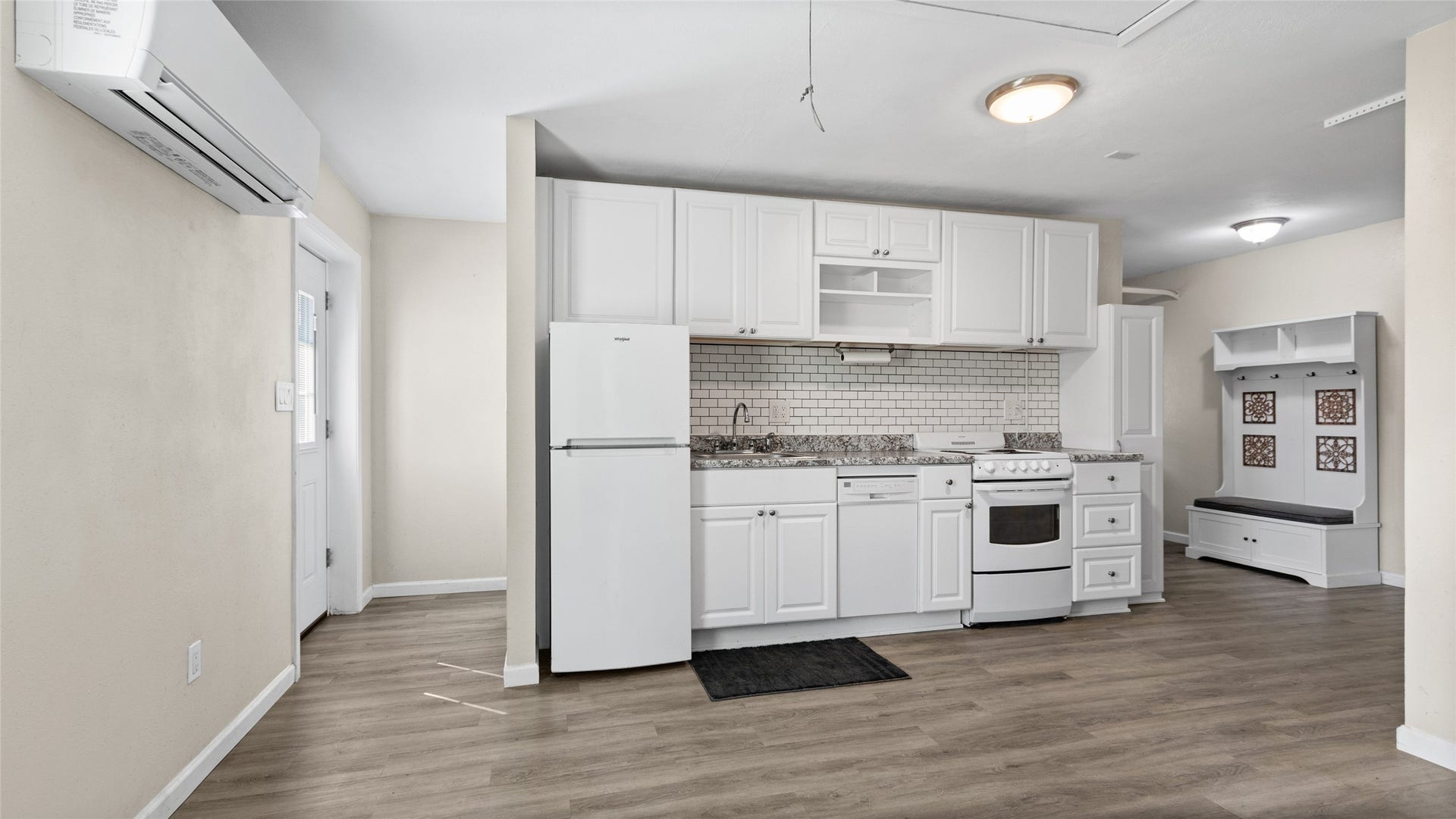 12335 2nd Street, Santa Fe, TX 77510 Full kitchen in converted garage apartment