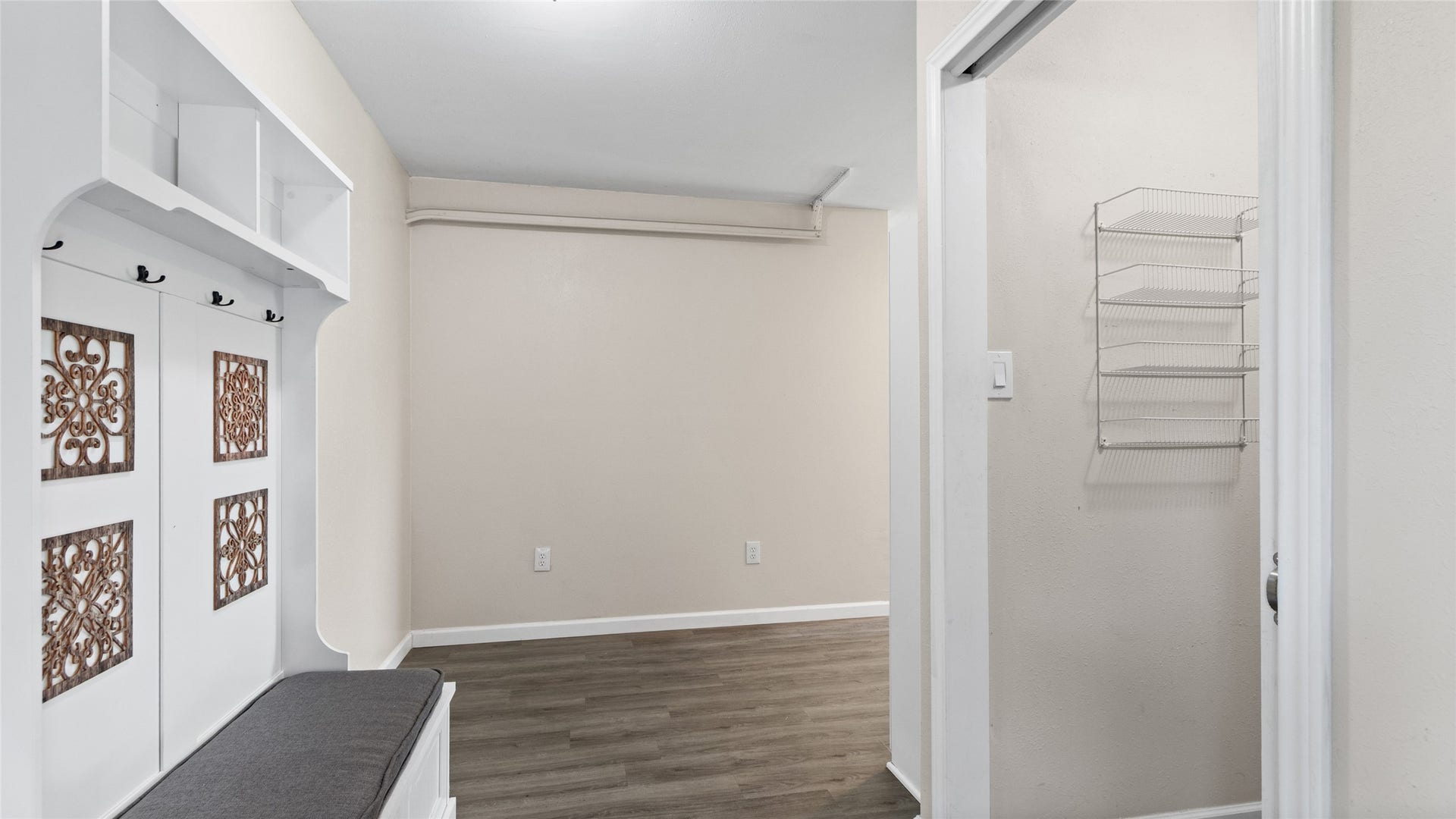 12335 2nd Street, Santa Fe, TX 77510 Entry to converted garage apartment