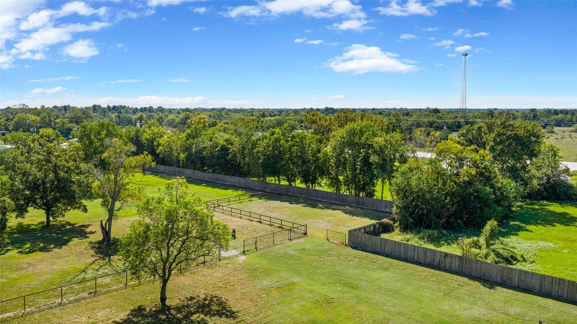 12335 2nd Street, Santa Fe, TX 77510 12335 2nd Street, Santa Fe, TX 77510
