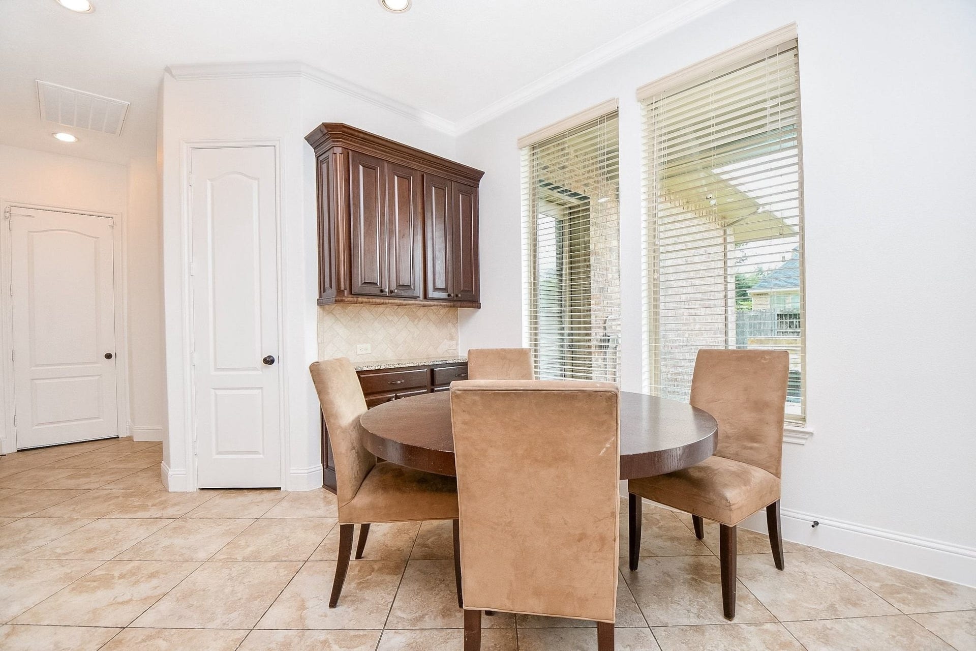 26727 Cedardale Pines Drive, Katy, TX 77494 Breakfast room with built-ins.