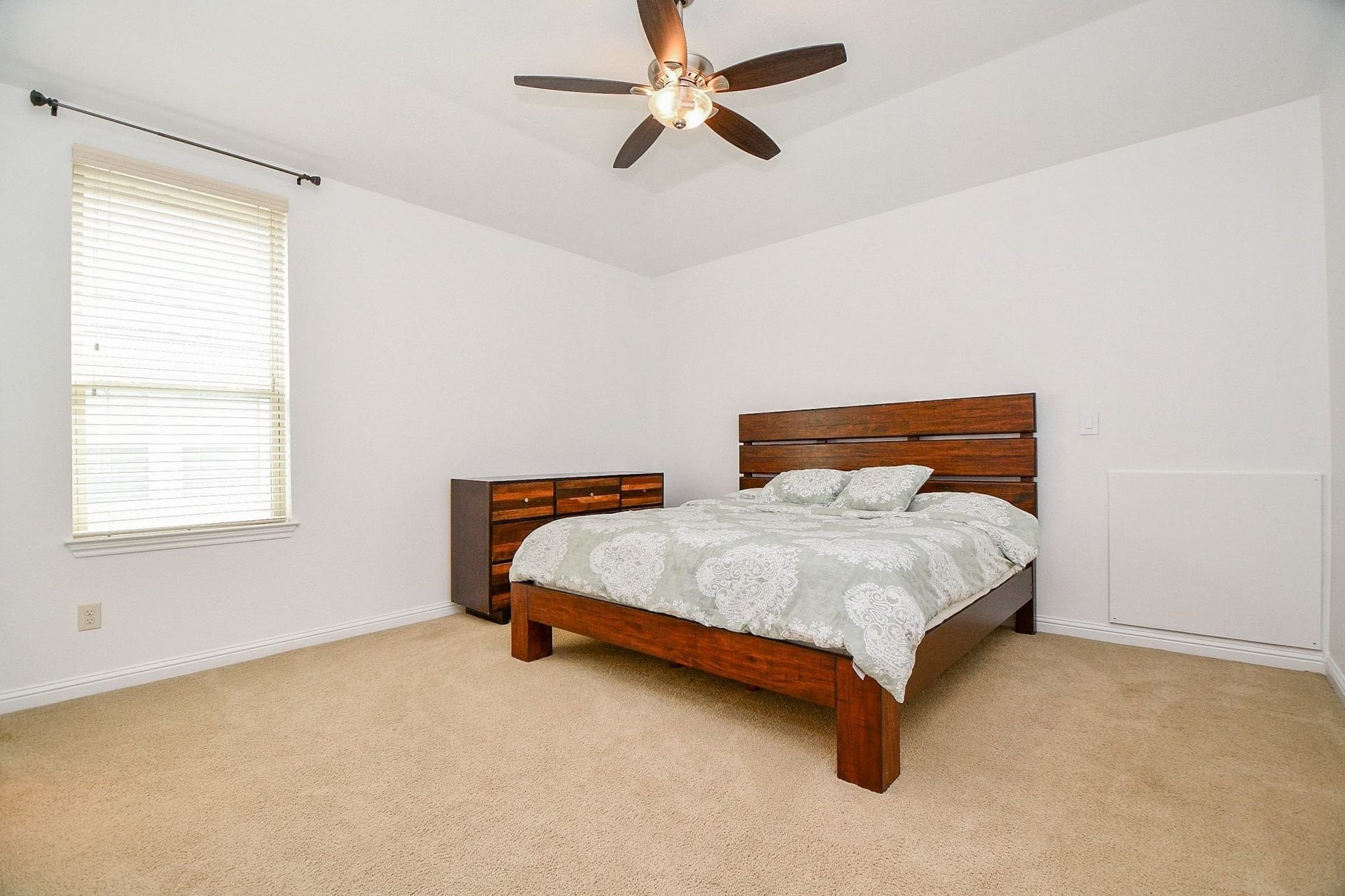 26727 Cedardale Pines Drive, Katy, TX 77494 26727 Cedardale Pines Drive, Katy, TX 77494
