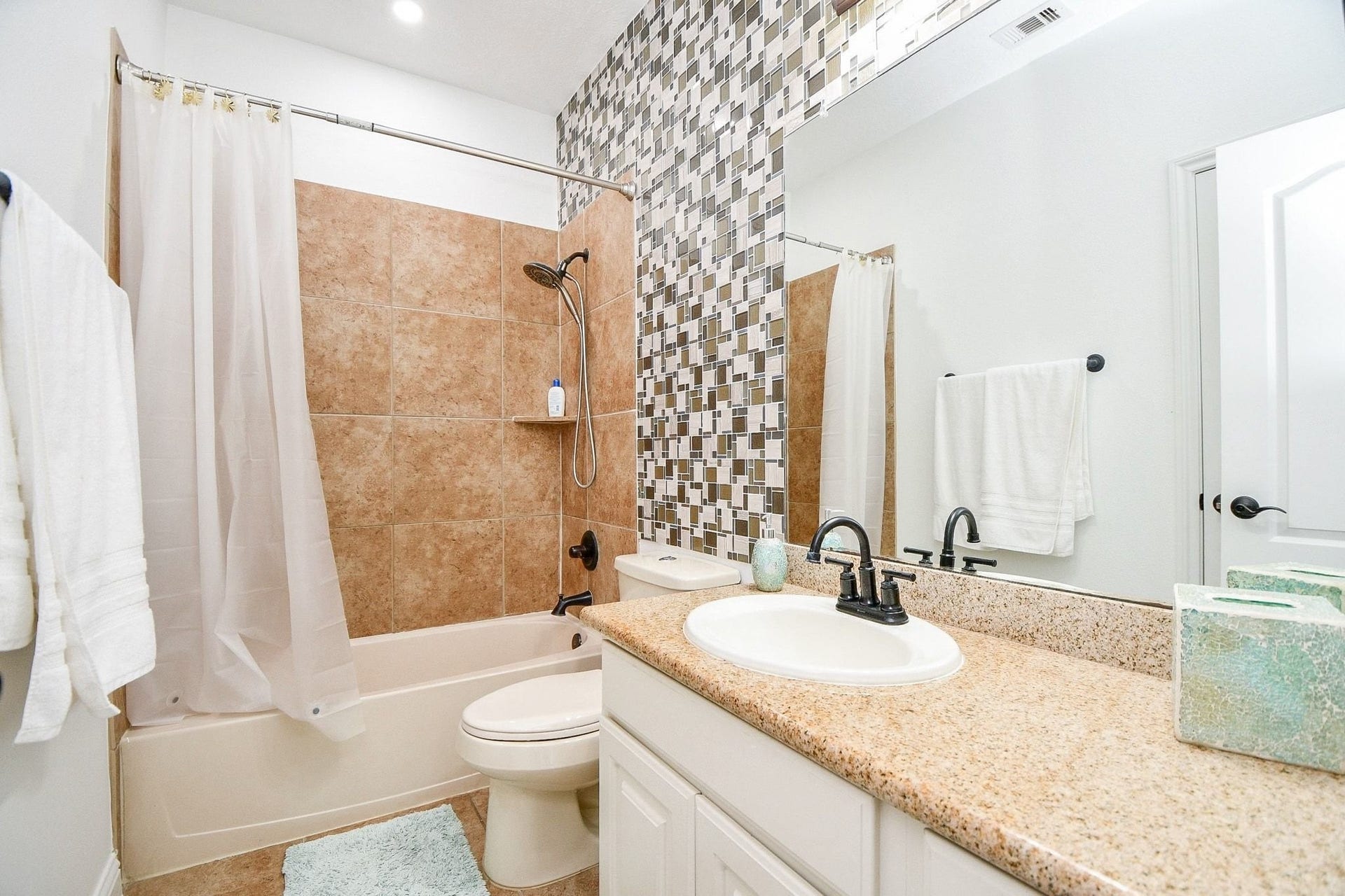 26727 Cedardale Pines Drive, Katy, TX 77494 Secondary bath