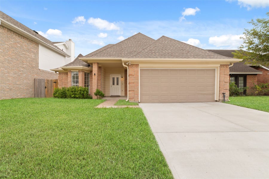 Property photo for 13551 Pasa Robles Lane, Houston, TX