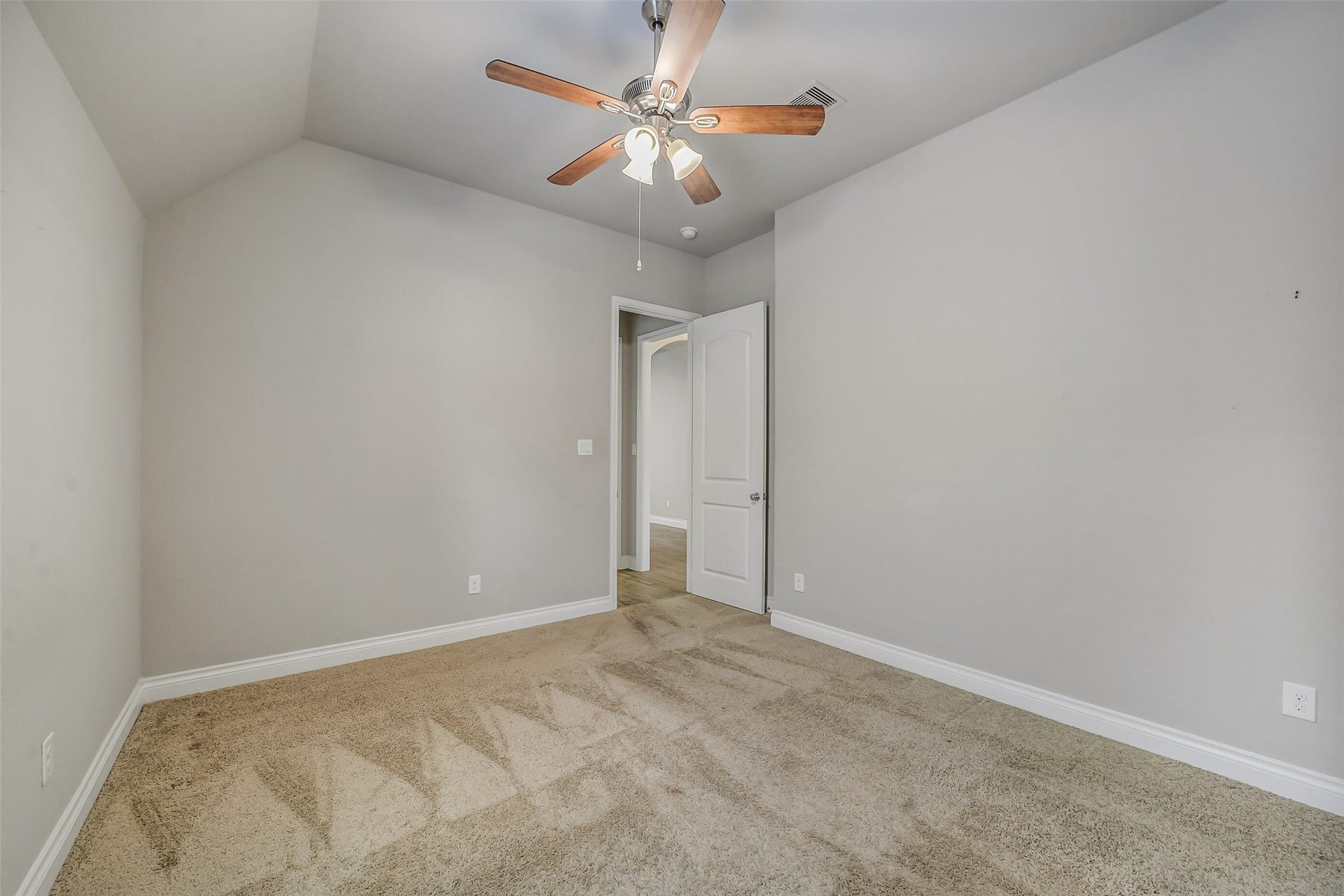 16818 Headwaters Forest Drive, Humble, TX 77346 16818 Headwaters Forest Drive, Humble, TX 77346