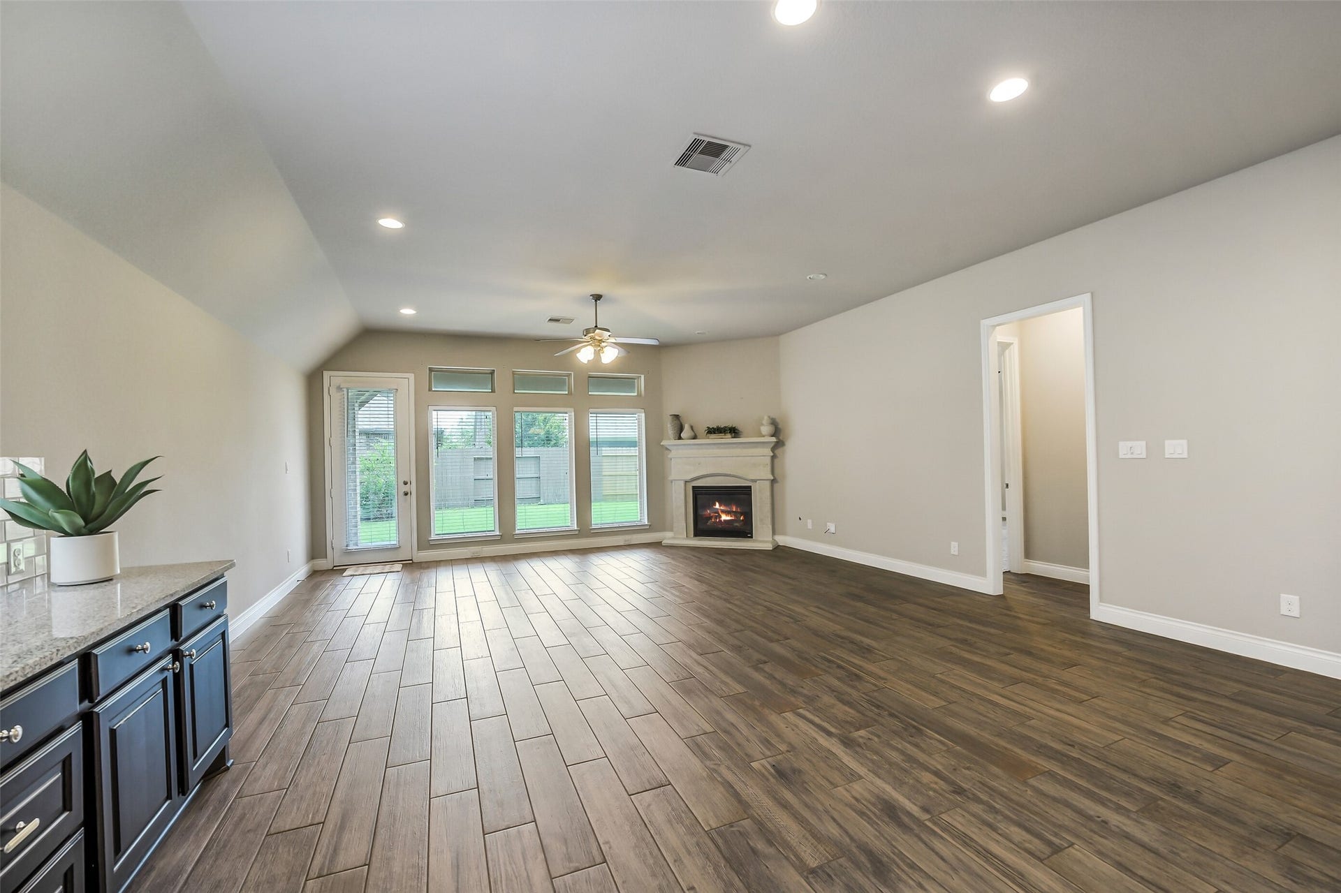 16818 Headwaters Forest Drive, Humble, TX 77346 16818 Headwaters Forest Drive, Humble, TX 77346
