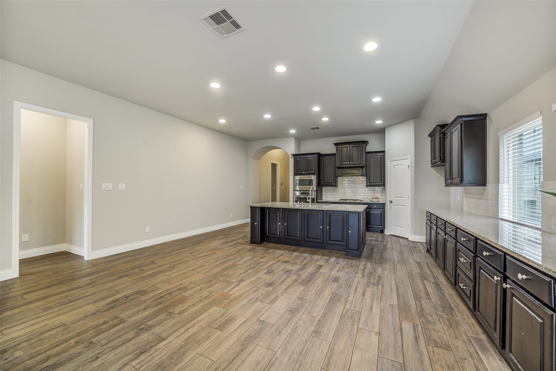16818 Headwaters Forest Drive, Humble, TX 77346 16818 Headwaters Forest Drive, Humble, TX 77346