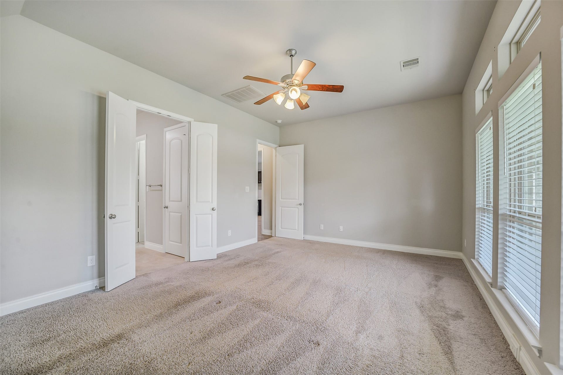 16818 Headwaters Forest Drive, Humble, TX 77346 16818 Headwaters Forest Drive, Humble, TX 77346