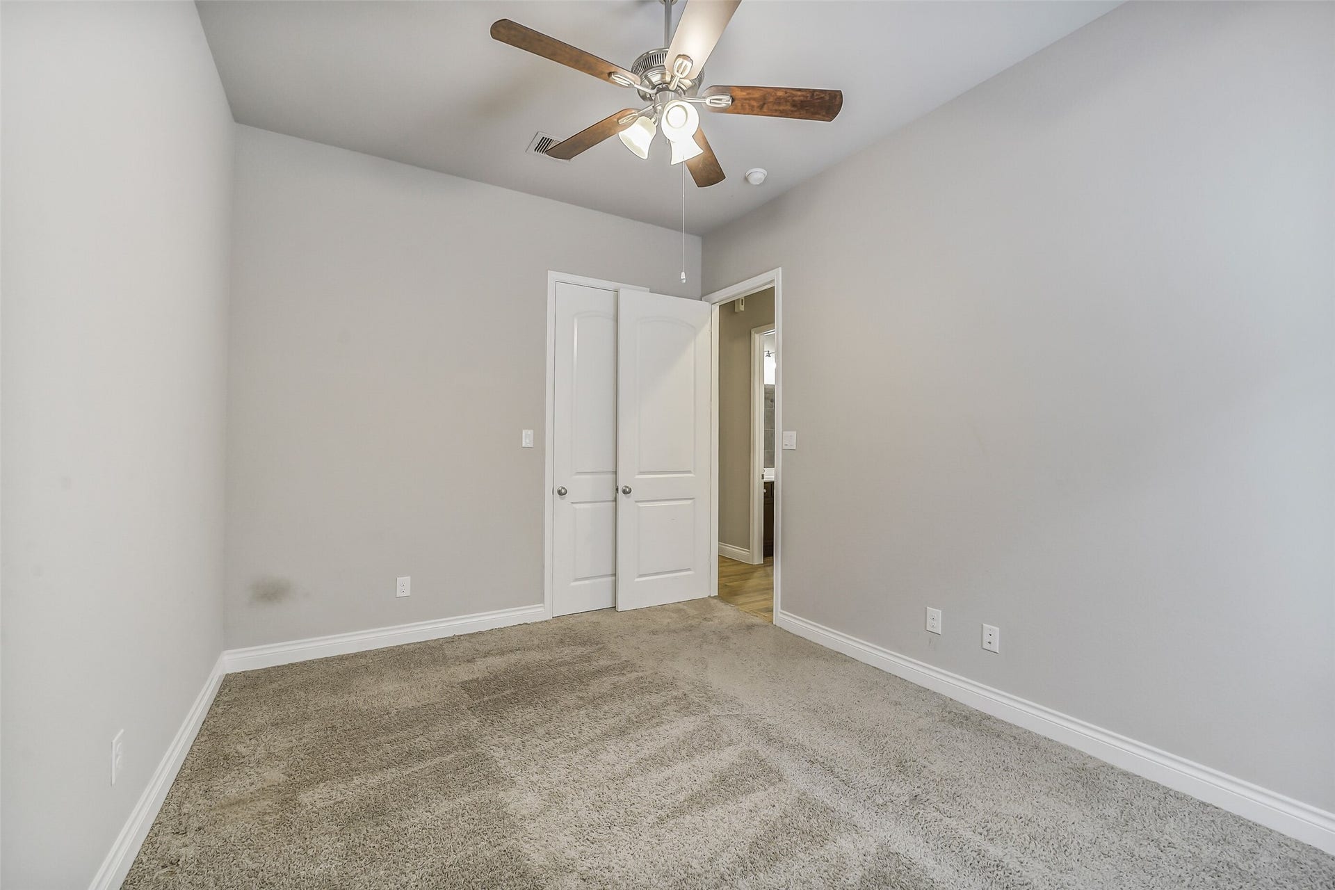 16818 Headwaters Forest Drive, Humble, TX 77346 16818 Headwaters Forest Drive, Humble, TX 77346