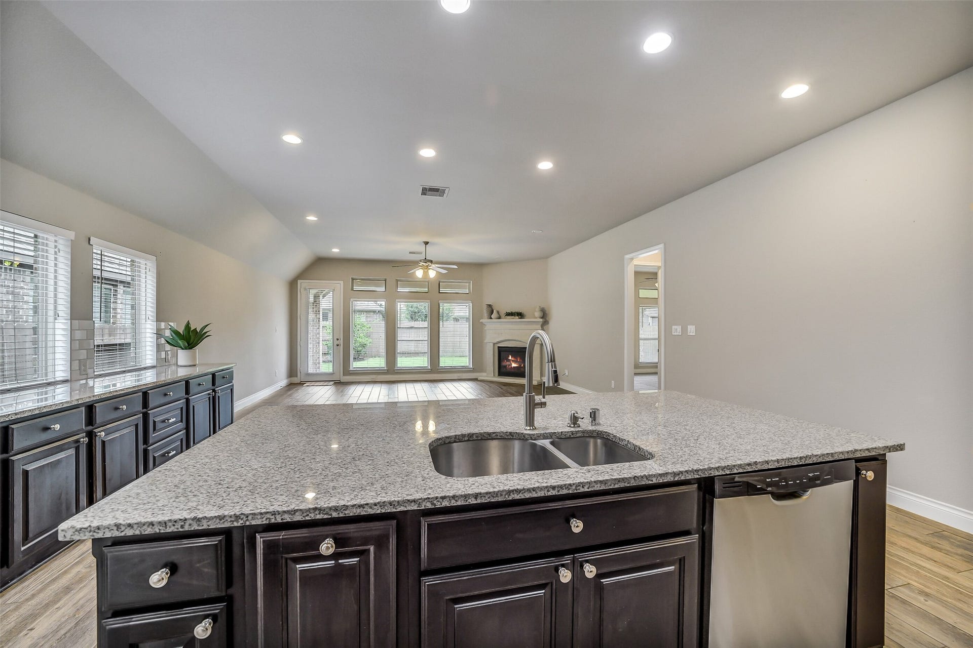 16818 Headwaters Forest Drive, Humble, TX 77346 16818 Headwaters Forest Drive, Humble, TX 77346