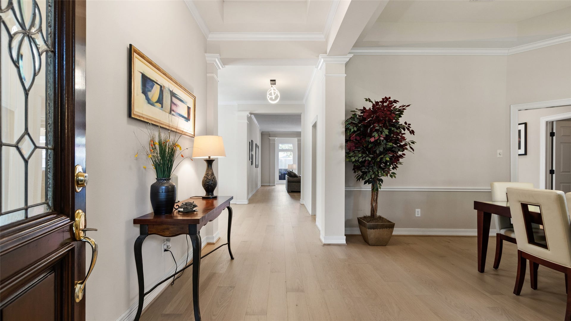 1170 Rustling Wind Lane, League City, TX 77573 Step on in to your new home.