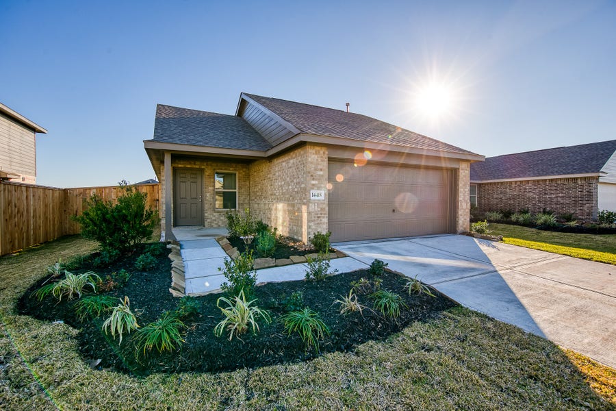 Property photo for 14418 Woodcott Warren Way, Rosharon, TX