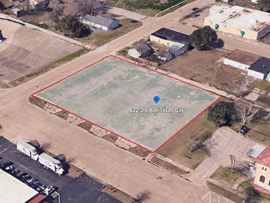 Property photo for 622 3rd Avenue N, Texas City, TX
