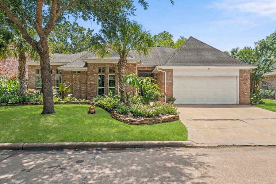 Property photo for 4610 Lake Village Drive, Fulshear, TX