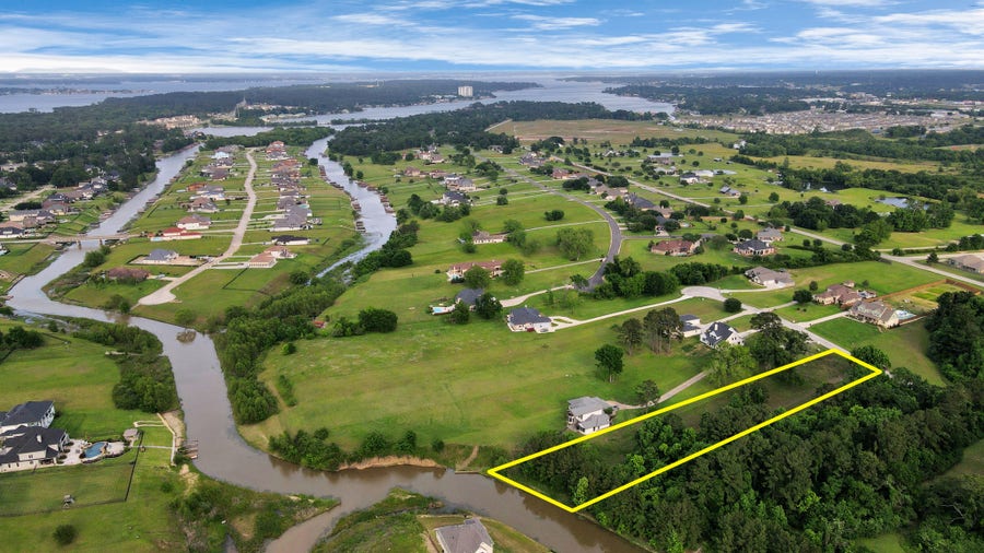 Property photo for 141 Grandview Boulevard, Montgomery, TX