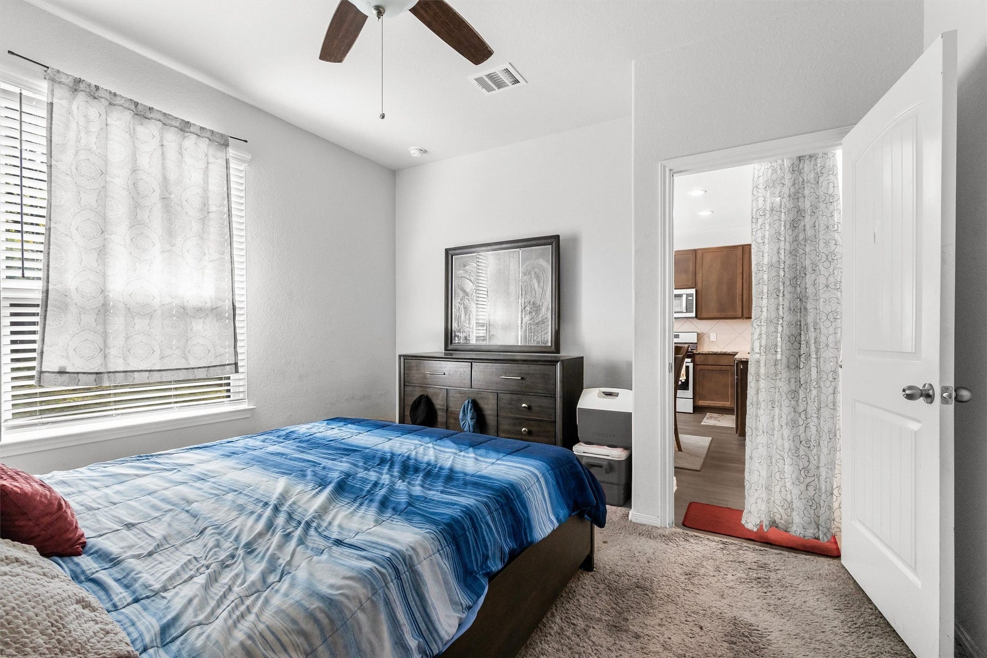 4314 Mcgregor Bluff Lane, Conroe, TX 77304 Primary suite with en-suite