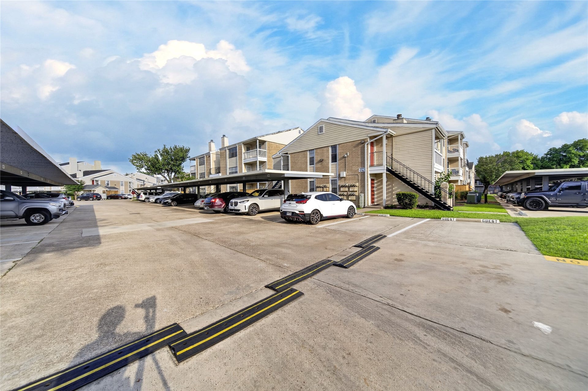 2750 Holly Hall Street, #1706, Houston, TX 77054 2750 Holly Hall Street, #1706, Houston, TX 77054