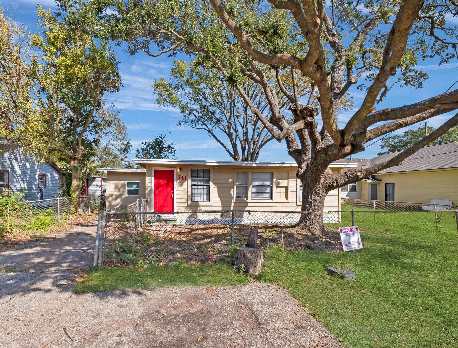 741 Vine Street, Clute, TX 77531 741 Vine Street, Clute, TX 77531