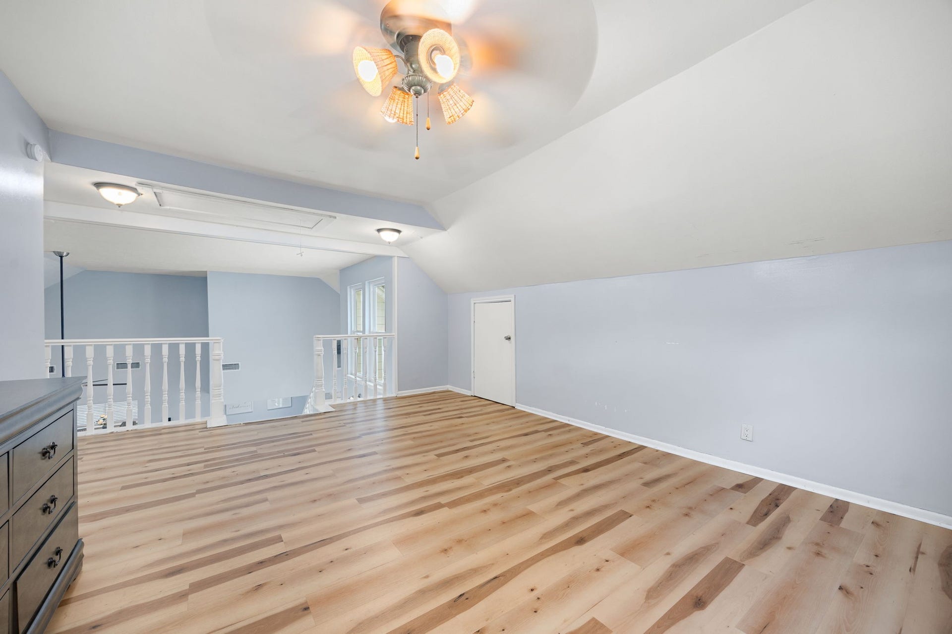 20102 Wickham Court, Katy, TX 77450 Upstairs game room adds a second living area separate from the main family room.