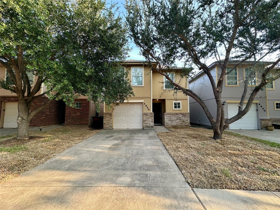 Property photo for 4934 S Cancun Drive, Houston, TX