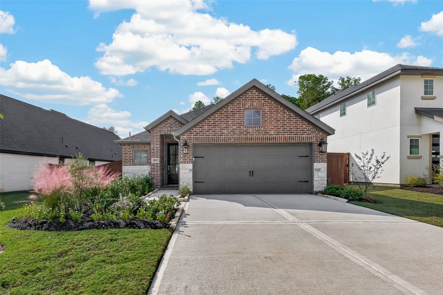 Property photo for 29937 Stony Forest Drive, Magnolia, TX