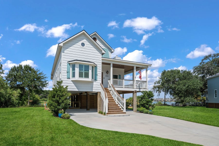 Property photo for 3405 Oak Alley Court, Seabrook, TX